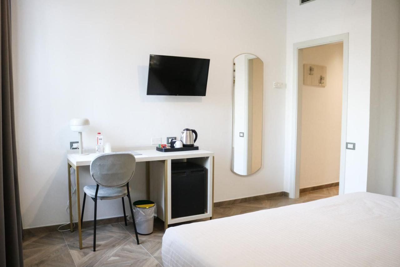 Hotel Donatello 모데나 외부 사진