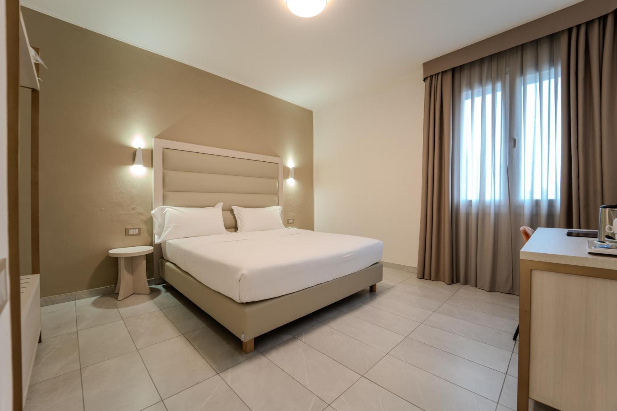 Hotel Donatello 모데나 외부 사진