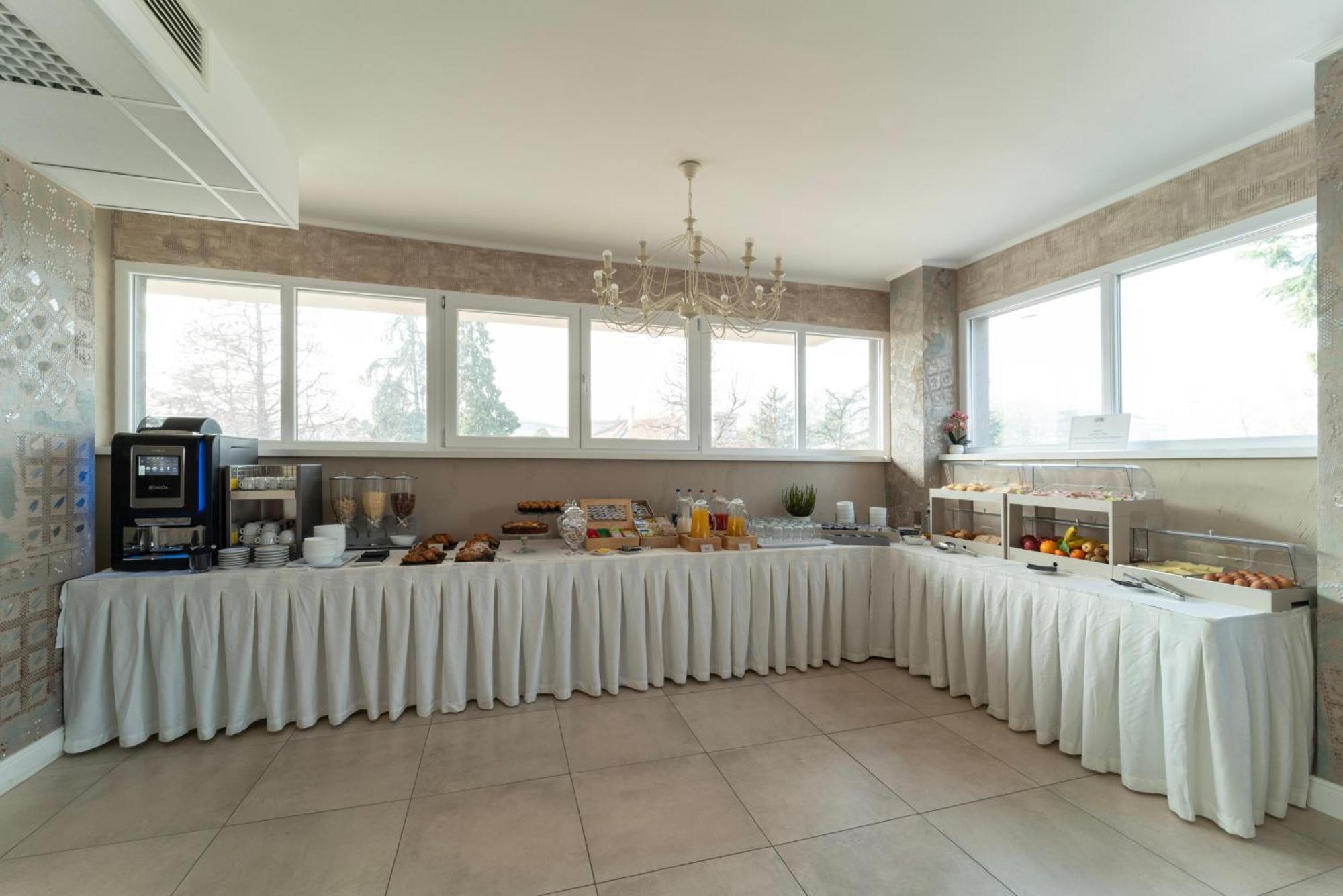 Hotel Donatello 모데나 외부 사진